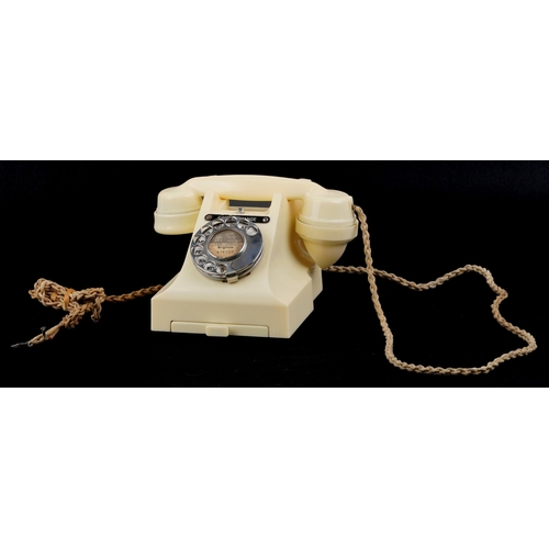 1792 - A vintage cream Bakelite dial GPO telephone.