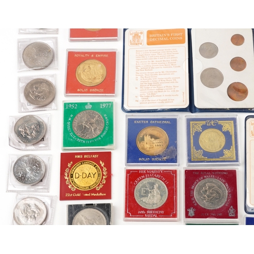 1174 - A large quantity of mainly British 19th century and later coinage including 1953 Coronation crowns, ... 