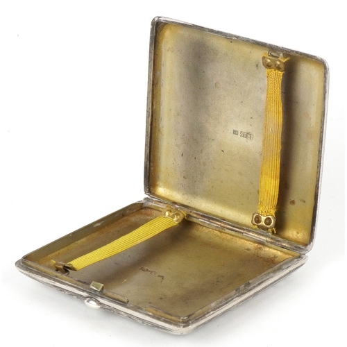 3595 - A 19th century Russian silver niello work cigarette case decorated with a three horse drawn troika, ... 