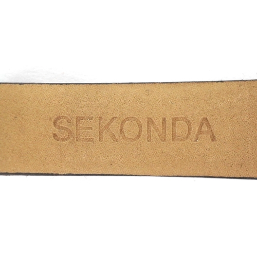 3541 - Six vintage and later ladies wristwatches including Seksy, Sekonda and Accurist.