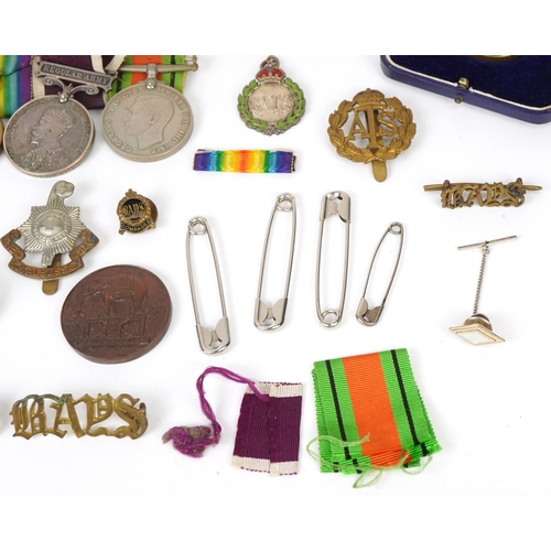 2647 - British military World War I and World War II medals and militaria including a medal group with Indi... 