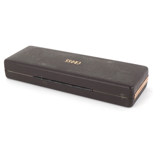 85 - Six gold plated and yellow metal propelling pencils, some with engine turned decoration including Cr... 