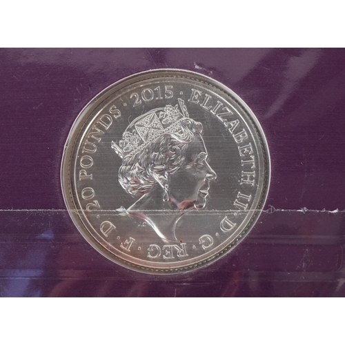 1136 - Three twenty pound .999 fine silver coins, two dated 2015 commemorating The Longest Reigning Monarch... 