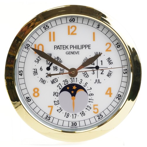 1541 - Patek Philippe design dealer's display wall clock, 40cm in diameter.