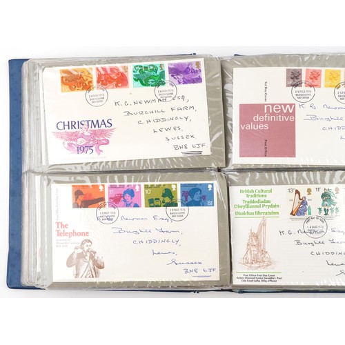 1804 - Antique and later sundry items including a travelling vanity case, card games, a child's sewing mach... 