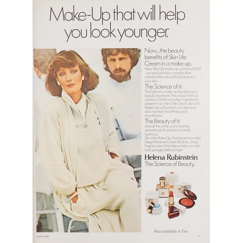 679 - Vogue magazines, a complete run of the year 1976.