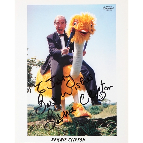 637 - A large collection of film star and famous faces autographs, predominantly 1990s personalized to Jer... 