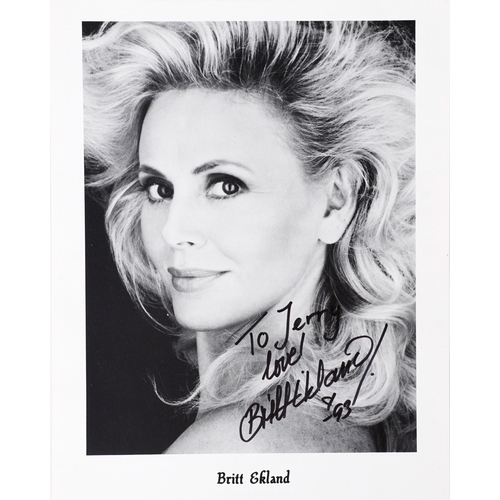 637 - A large collection of film star and famous faces autographs, predominantly 1990s personalized to Jer... 