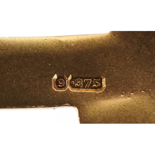 611 - Of masonic interest, a Lily Chapter of Richmond 9ct gold medal presented to M.E. Comp. C L Owers in ... 