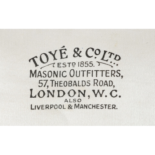 611 - Of masonic interest, a Lily Chapter of Richmond 9ct gold medal presented to M.E. Comp. C L Owers in ... 