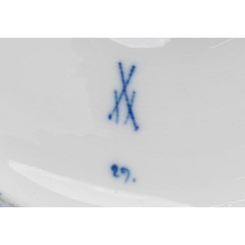  Ernst August Leuteritz for Meissen, a large 19th century German porcelain vase with snake handles an... 