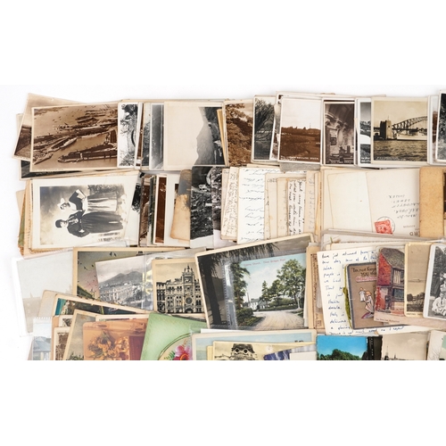 A large collection of early 20th century and later postcards, greetings ...