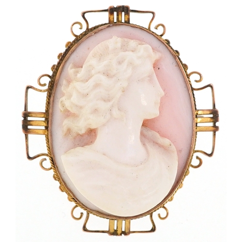  A 9ct gold mounted angel skin cameo brooch carved with a maiden, 3.7cm high, 9.1g.