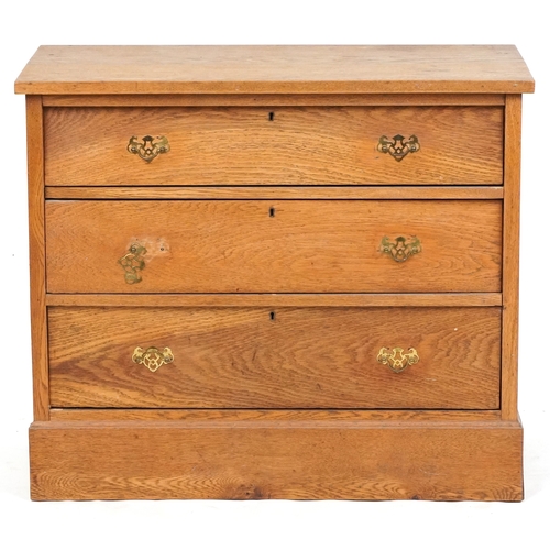 Lot 1053      