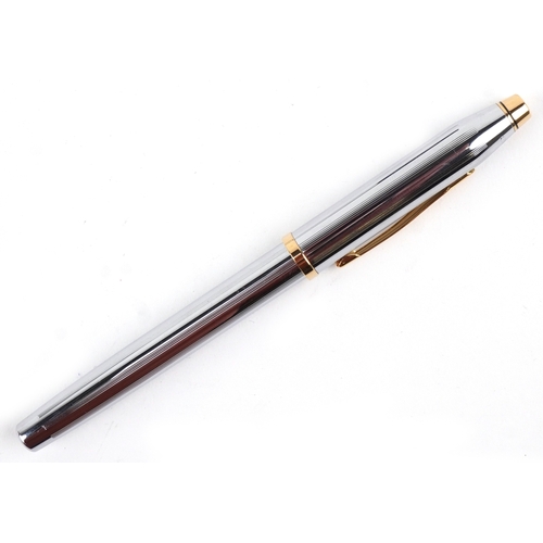 112 - An as new Cross fountain pen having an 18ct gold nib, with box.
