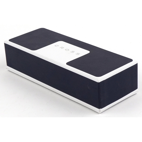 112 - An as new Cross fountain pen having an 18ct gold nib, with box.