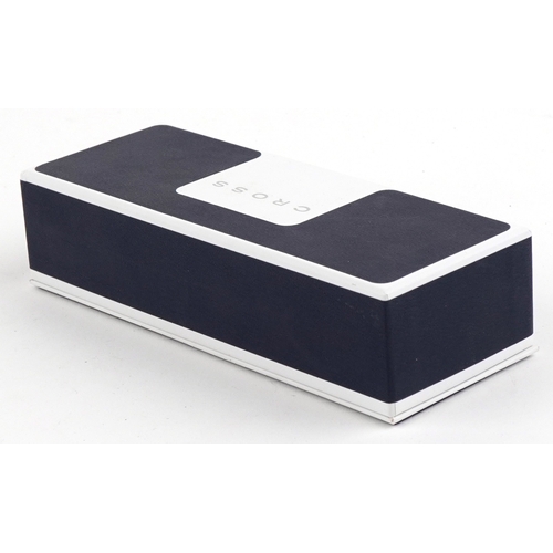 112 - An as new Cross fountain pen having an 18ct gold nib, with box.