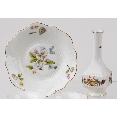 A collection of Aynsley china in various patterns including Somerset ...