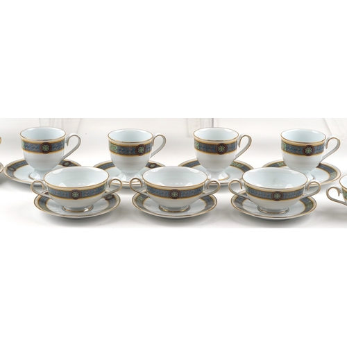 Noritake Ireland Boliska pattern dinner and teaware including lidded ...