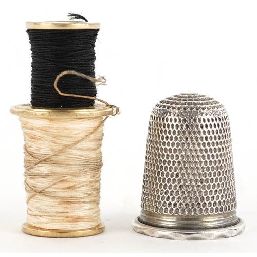  Henry William Curry, Victorian silver egg shaped sewing etui with thimble and thread winder, London ... 