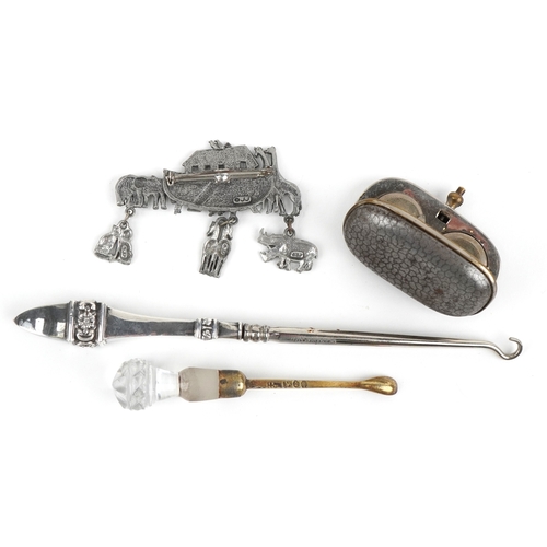 Objects including a Georgian silver gilt and cut glass snuff spoon ...