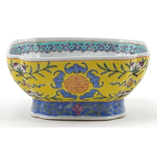 40 - Chinese porcelain footed bowl hand painted in the famille juan palette with bats and flowers, charac... 