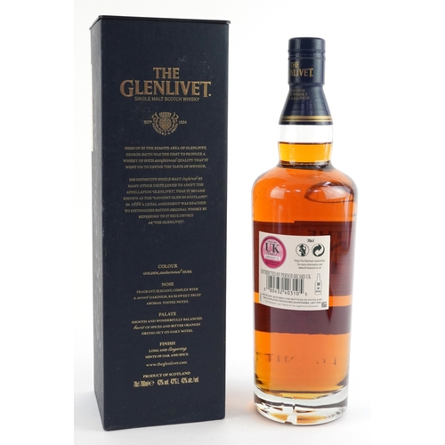 1002 - Bottle of Glenlivet 18 Year Single Malt Scotch whisky.