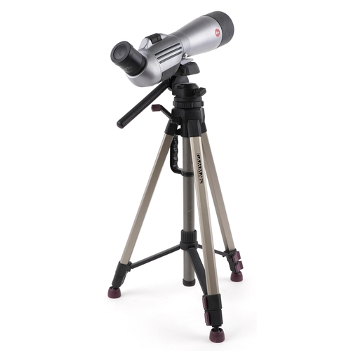 1029 - Leica Apo-Televid 77 spotting scope on stand, the scope 44cm in length.