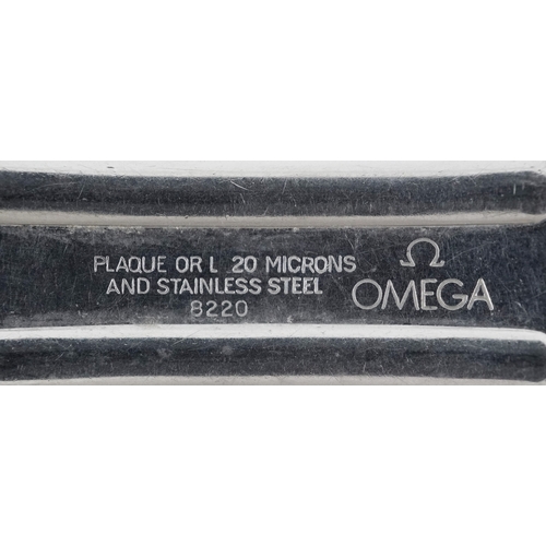 3024 - Omega, vintage gentlemen's Omega Seamaster automatic wristwatch with date aperture, the movement num... 