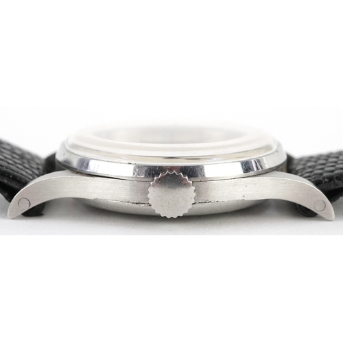 3004 - Omega, military interest gentlemen's manual wind wristwatch engraved AM 6B/159 4633/42, the movement... 