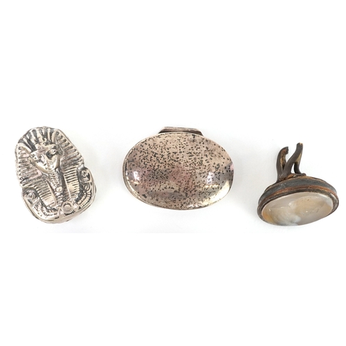 51 - Antique sundry items including an agate intaglio seal fob, a silver Tutankhamun pill box and mother ... 
