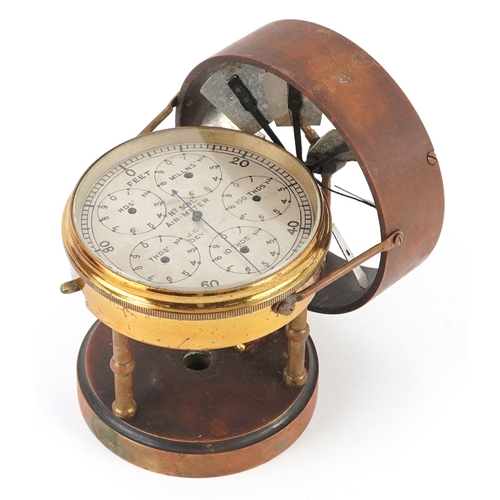 47 - Vintage brass air meter no. 5081 with fitted oak case, 6cm in diameter.