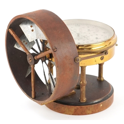 47 - Vintage brass air meter no. 5081 with fitted oak case, 6cm in diameter.