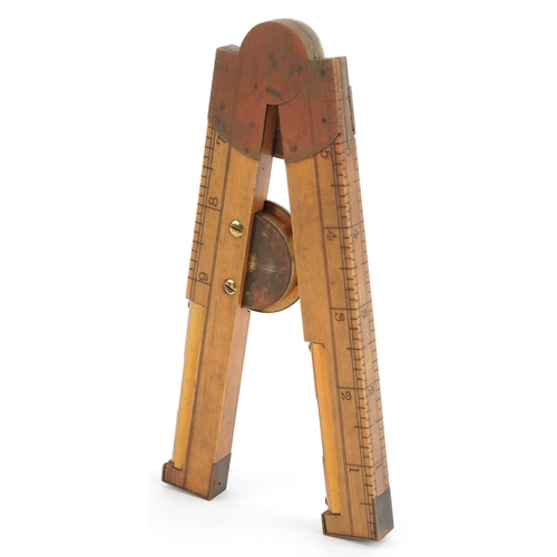 46 - Late 19th/early 20th century boxwood and brass clinometer rule, probably by Stanley, housed in a vel... 