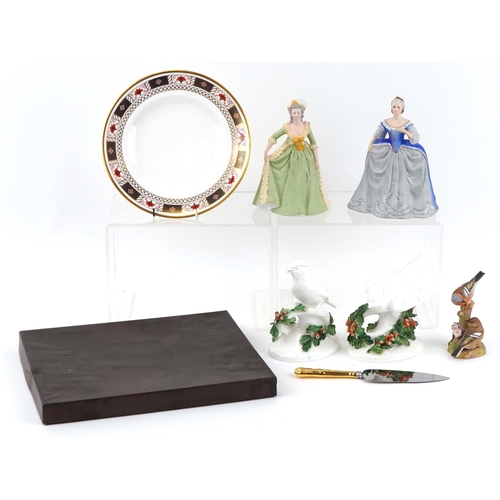 1056 - Collectable china including a Royal Crown Derby - Derby Border pattern cake plate with server, two F... 