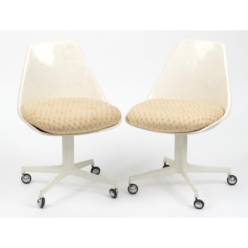 Pair of mid century Arkana 115 chairs with painted aluminium bases, 68cm high.