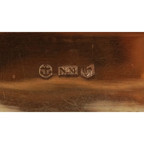 534 - Nathaniel Mills, William IV silver engine turned snuff box, the hinged lid engraved with a crest, Bi... 