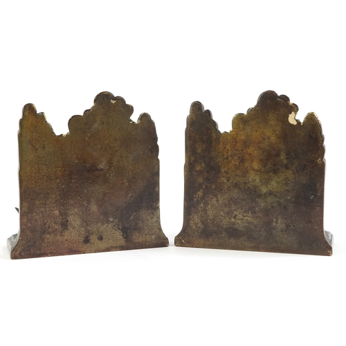 41 - Shipping interest, pair of cold painted bronze bookends in the form of the Cutty Sark, impressed mar... 