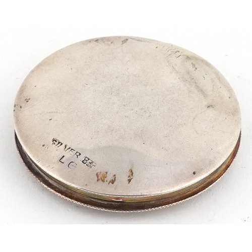 549 - Vintage 835 grade silver compact engraved with a camel, 6.5cm in diameter, total 36.5g.