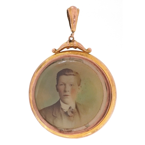 3045 - Antique 9ct gold locket, 5.4cm high, 10.9g.