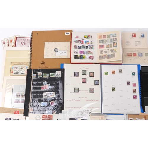 1353 - Large quantity of 19th century and later Swedish, Austrian and world stamps in mint and used conditi... 