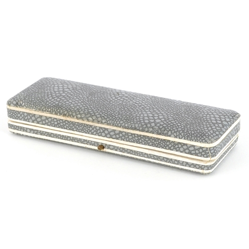 49 - Omas Extra, propelling pencil and fountain pen with 14ct gold nib, housed in a fitted box