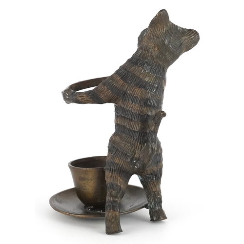 43 - Brass pen holder in the form of a cat, 15cm high.