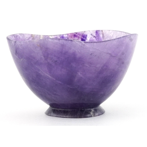 200 - Polished amethyst bowl, 7cm high.