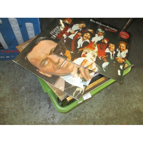 192 - QUANTITY OF LP RECORDS INCLUDING JAMES LAST, THE BARON KNIGHTS, FRANK SINATRA AND MORE