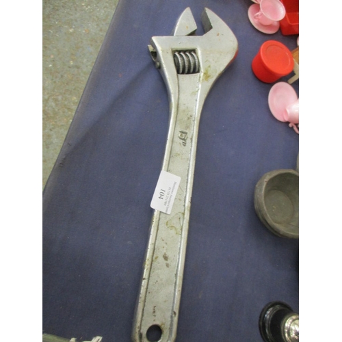 104 - LARGE COMMERCIAL SPANNER