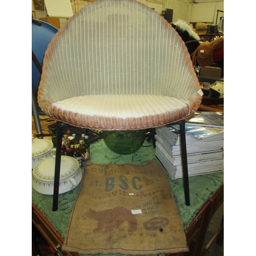 261 - RETRO WOVEN  SCOOP CHAIR ON METAL LEGS