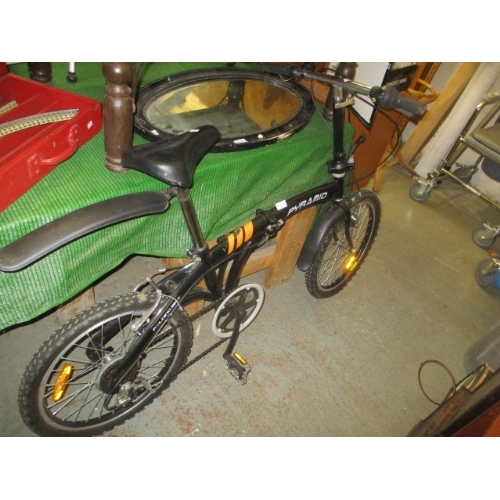 315 - PYRAMID BLACK FOLDING BIKE