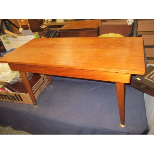 343 - RETRO WOODEN TABLE WITH LID, OPENS TO REVEAL RED LINED CUTLERY SECTION WITH CUTLERY