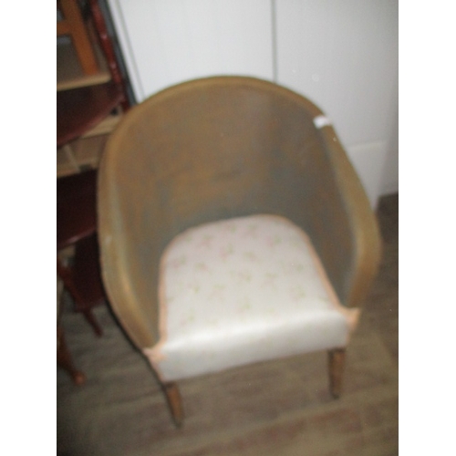 584 - LLOYD LOOM STYLE CHAIR